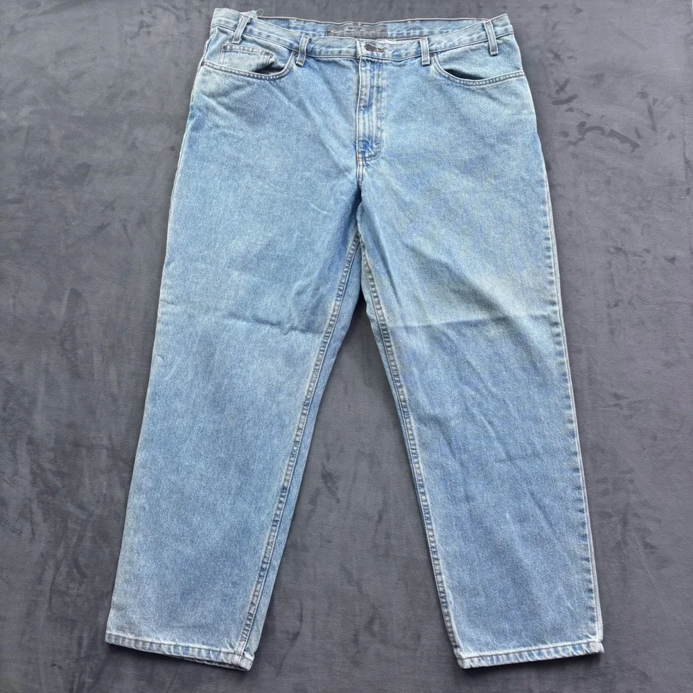 Eddie Bauer Relaxed Fit Mens Light Wash Denim Jeans 42x30 Straight Leg Blue